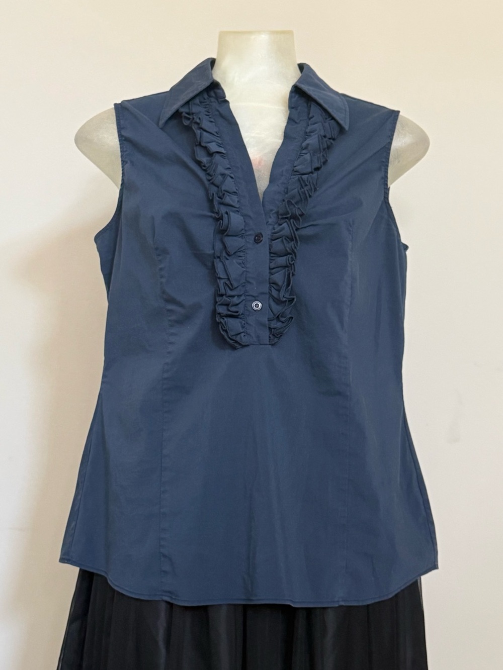 New York & Company Stretch Navy Ruffle Front Sleeveless Blouse L
